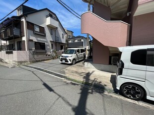 田窪マンションの物件外観写真